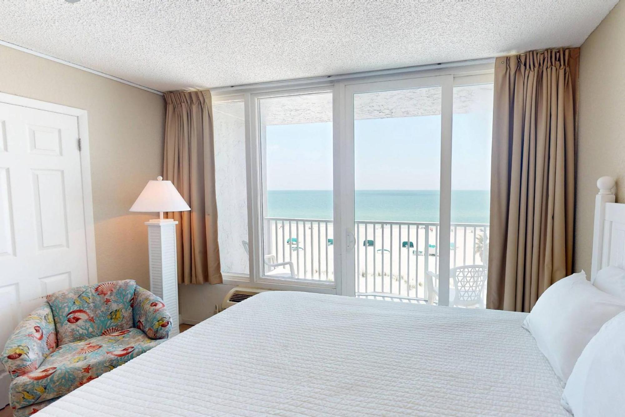 513 - Island Inn St. Pete Beach Extérieur photo