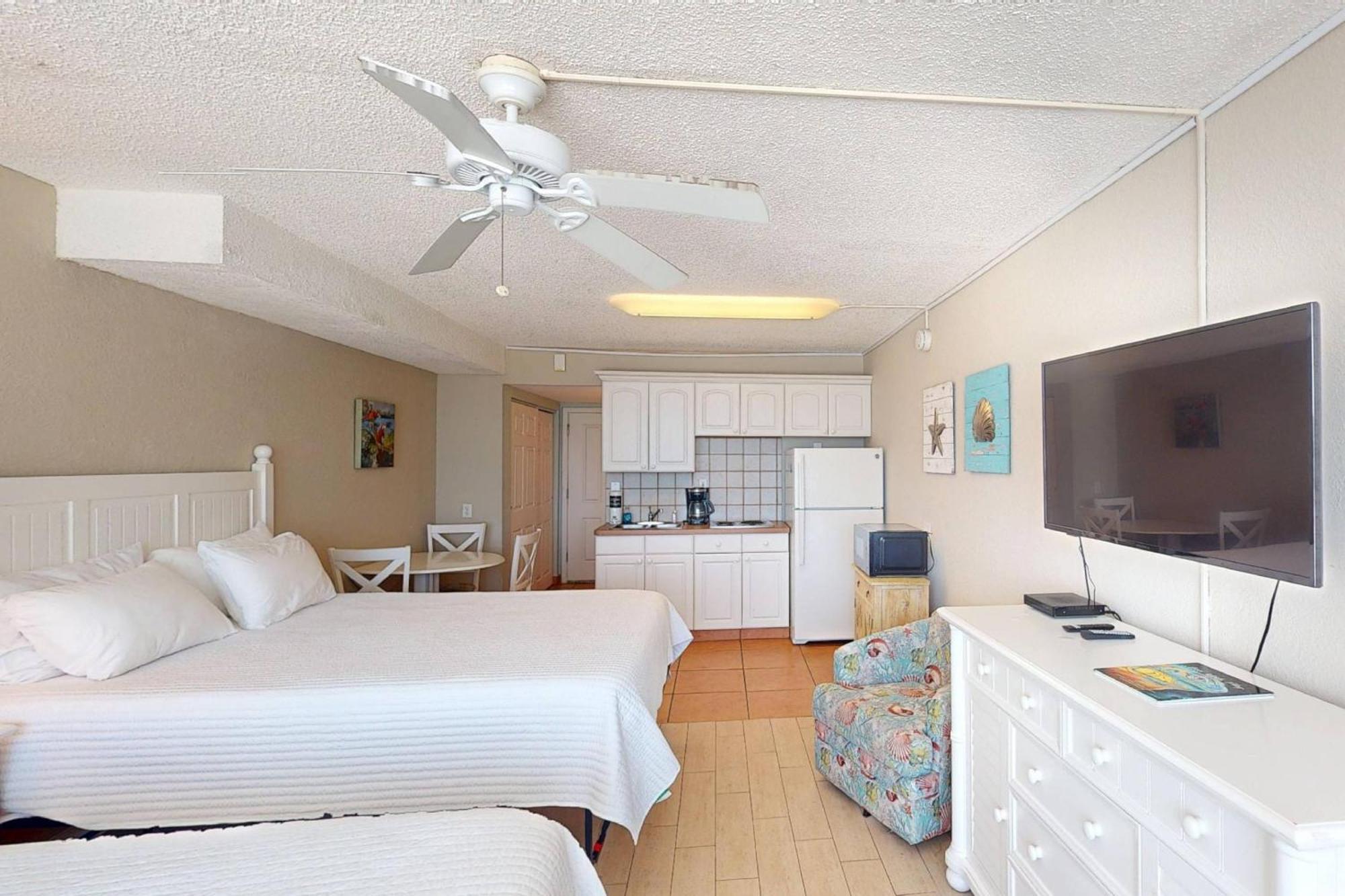 513 - Island Inn St. Pete Beach Extérieur photo